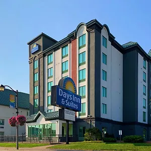 Hotel Days By Wyndham Centre St By The Falls, Niagara Falls